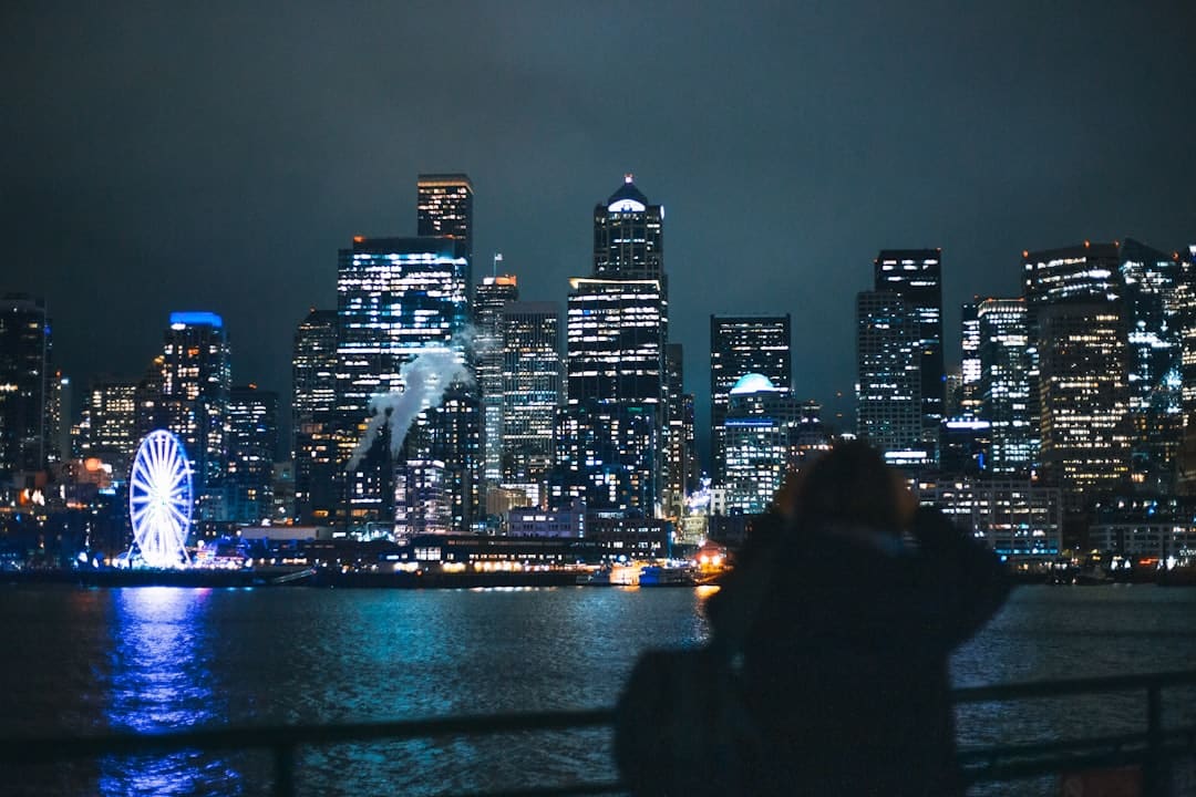 七夕舔狗经济崩盘了，商家宣扬黯然离场，男性集体完全没钱了！